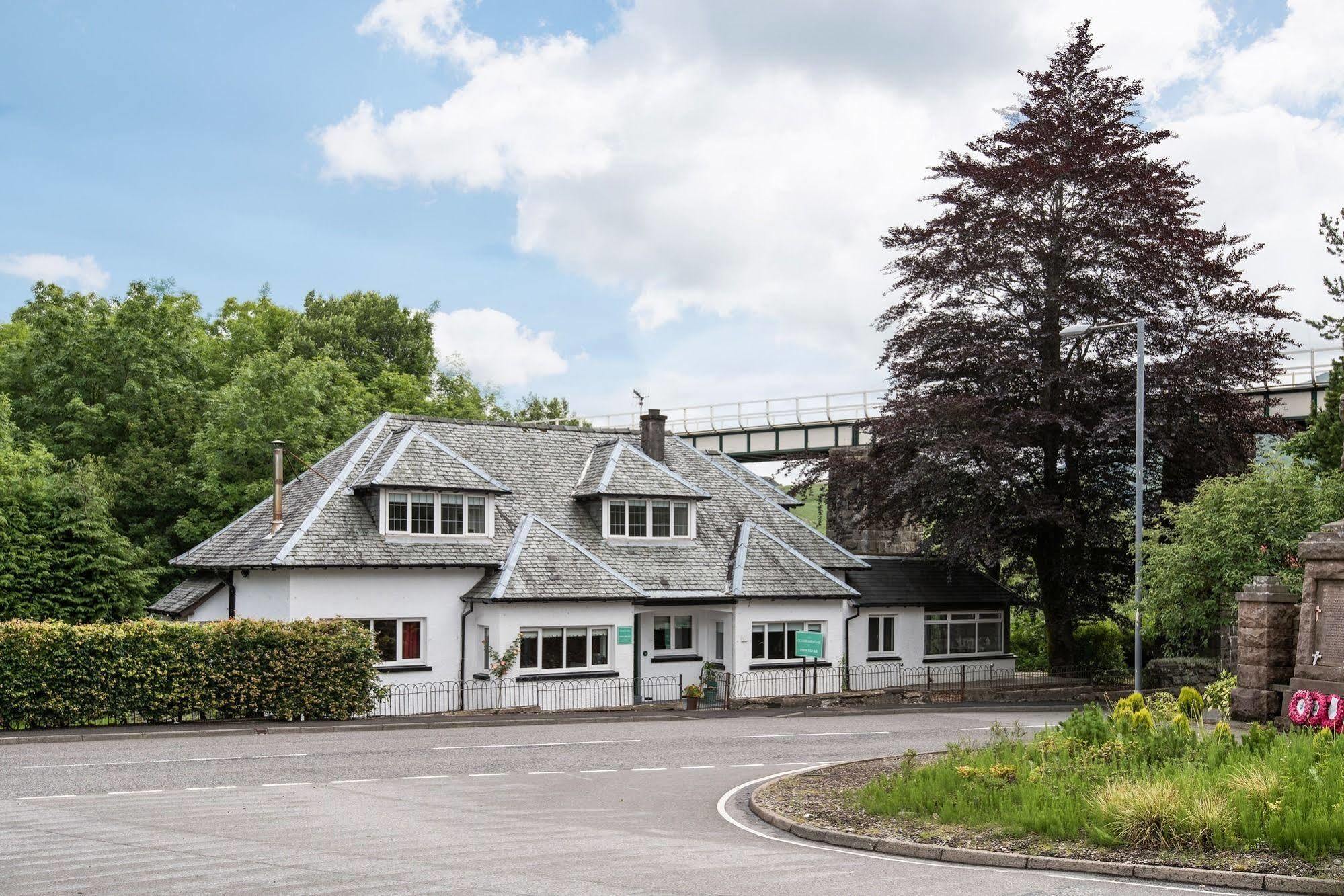 Glenbruar House Hotel Crianlarich Exterior photo